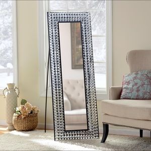 ISO Kirkland’s mirror